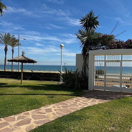 Apartamento Muchavista Primera Linea De Playa By El Conserje エル・カンページョ エクステリア 写真